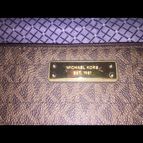 Michael Kors Signature Jacquard Wristlet